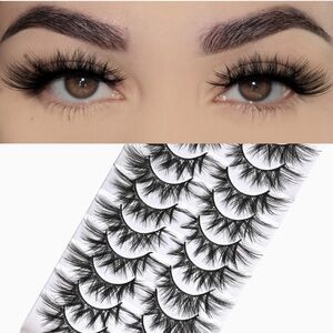1 Pack of Lashes 
Comes with 10 pairs of lashes inside